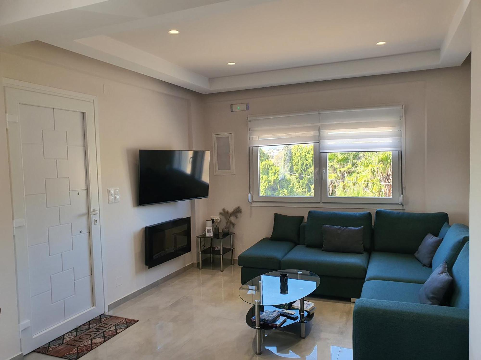 Ephantasy Living - Luxury With Roof Garden * Kalamaki (Heraklion)